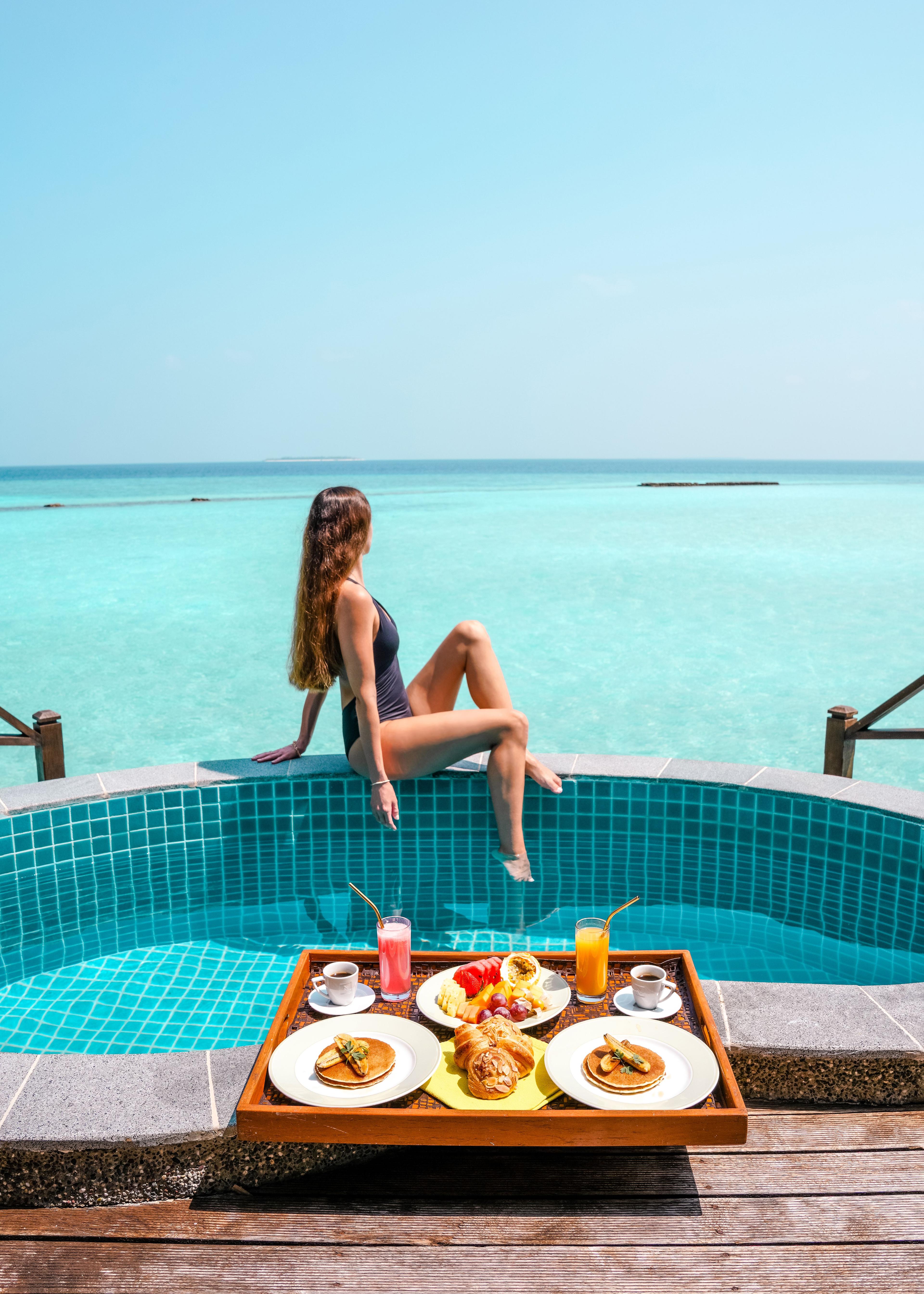 Floating Breakfast