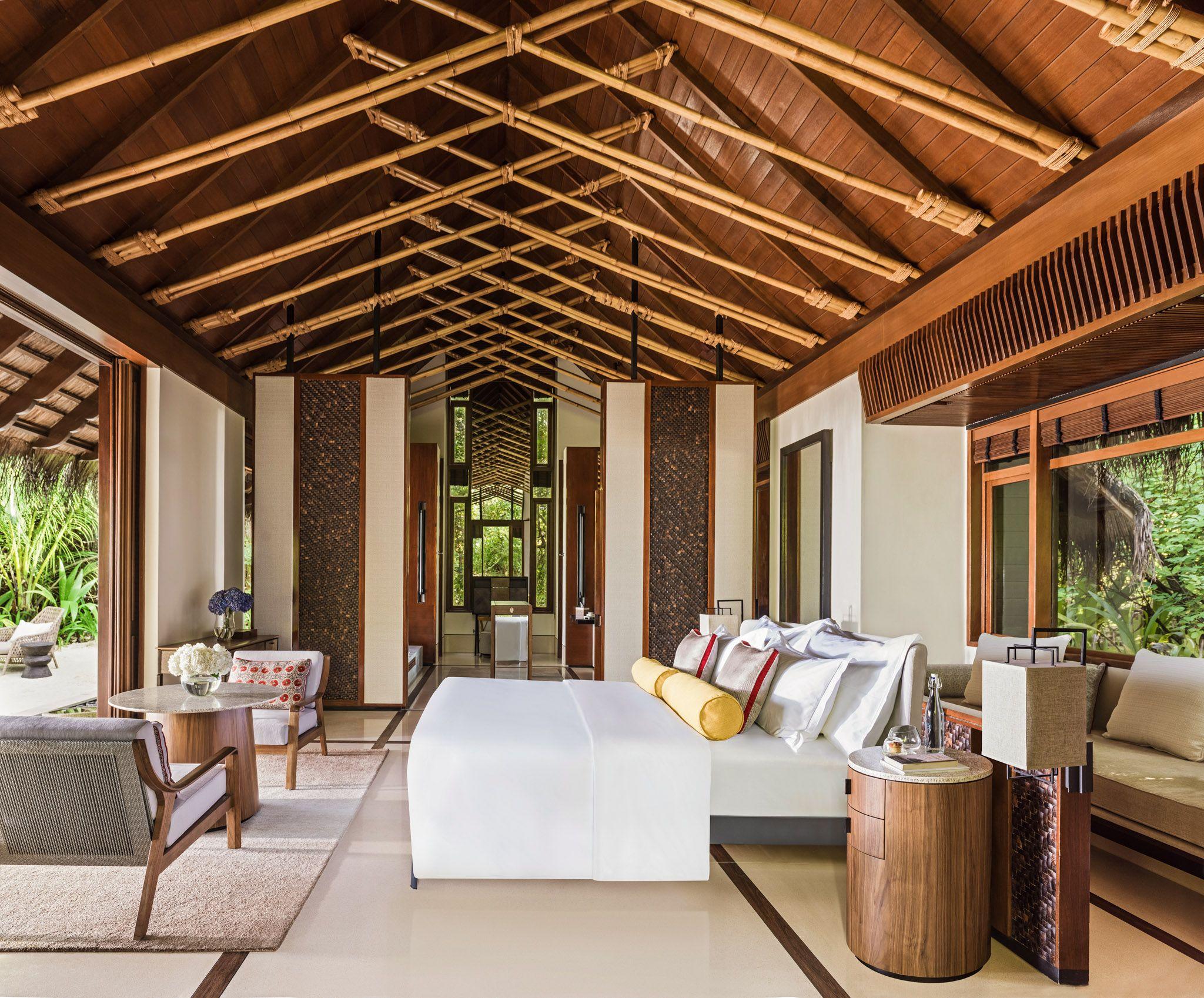 5 Star Luxury Holiday | One&Only Reethi Rah | Beach Villa | Breakfast and CIP Service with Luxury Speedboat Transfers