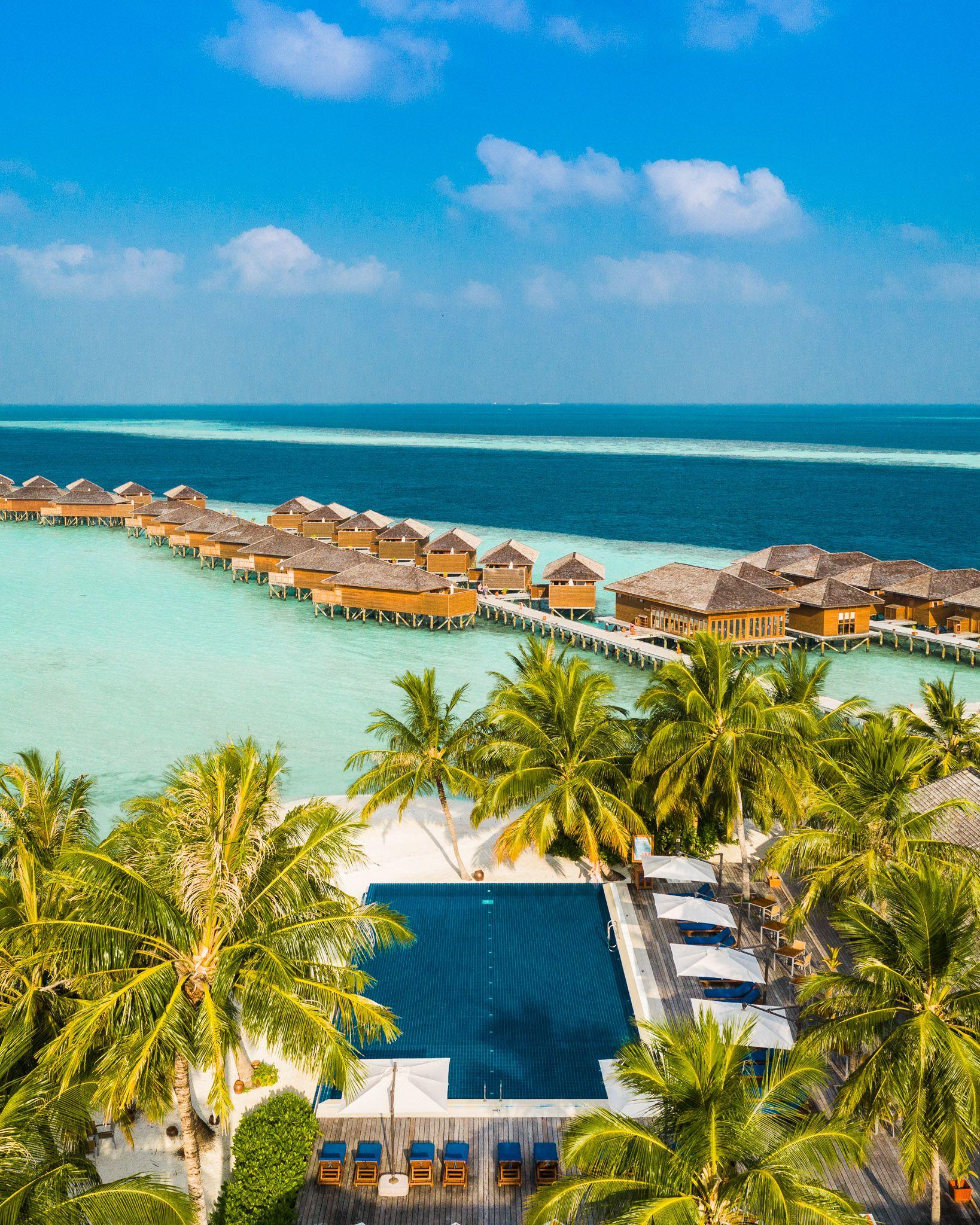 Vilamendhoo Island Resort & Spa