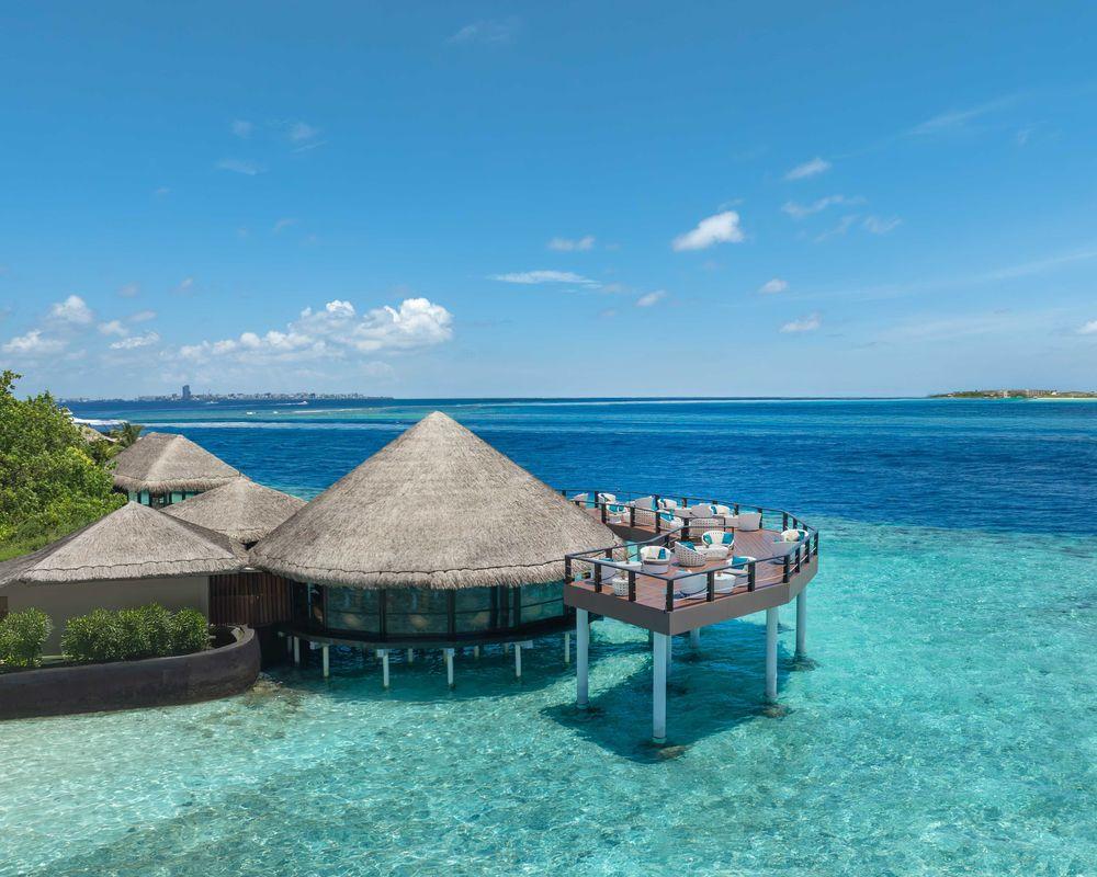  Kandholi Overwater Sky Bar