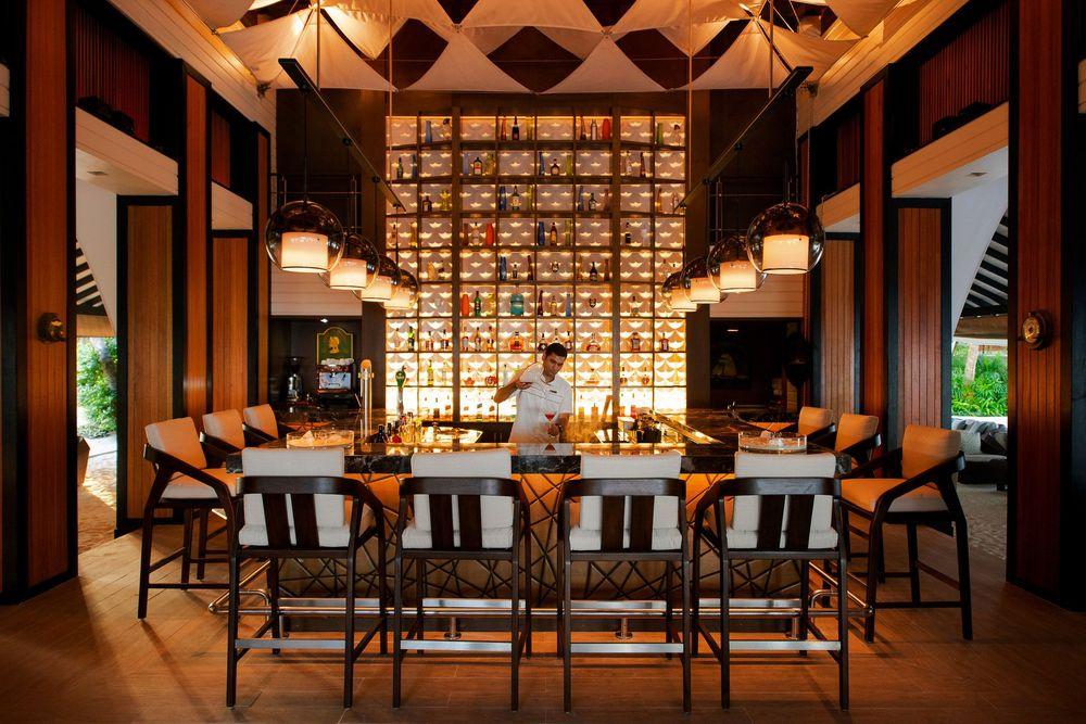 Sails Bar