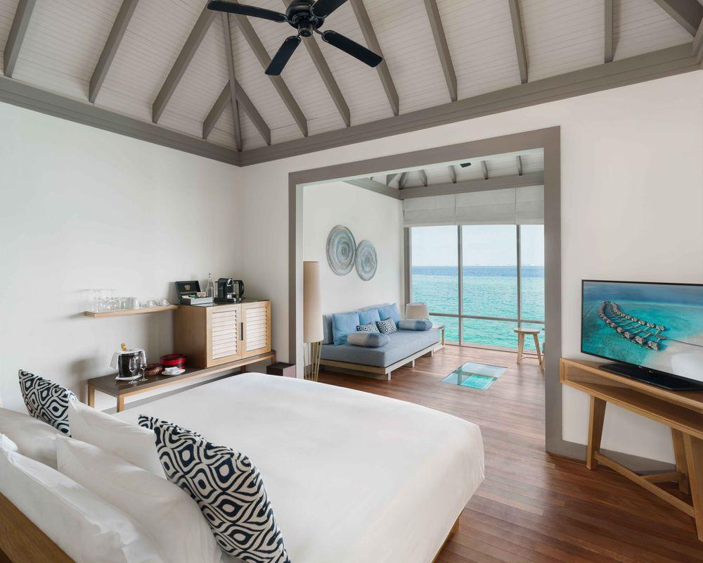 Sunset Water Villa with Infinity Pool