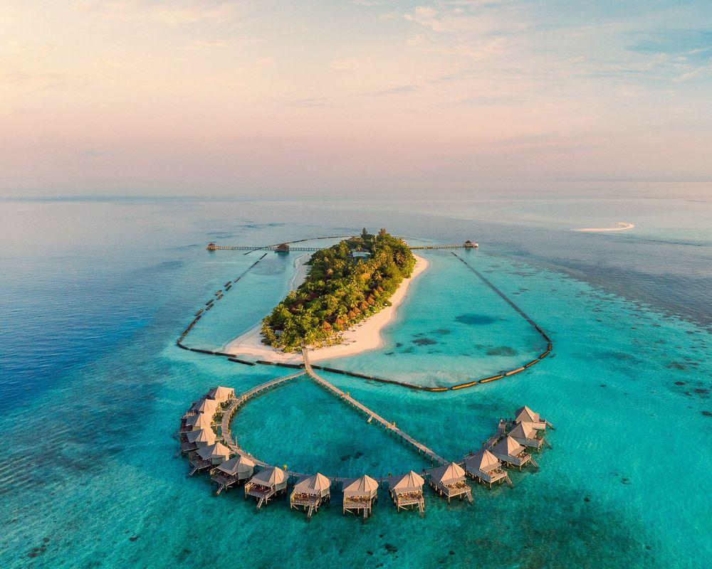Komandoo Maldives Island Resort