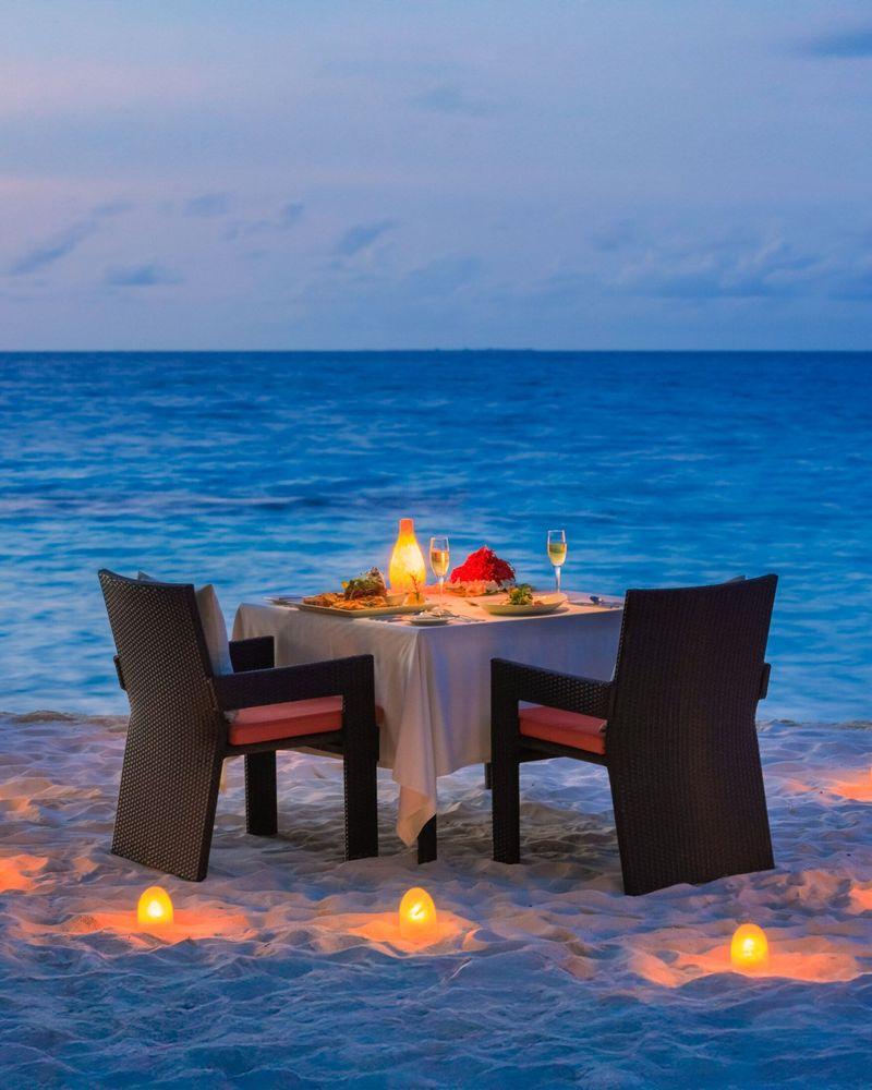 Destination Dining