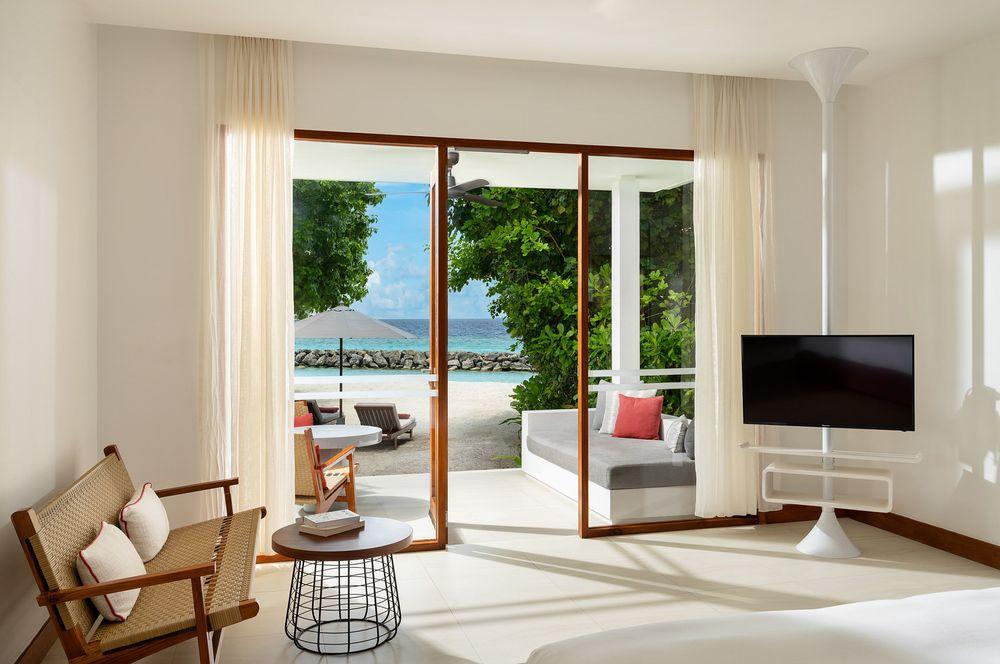 Deluxe Beach Bungalow