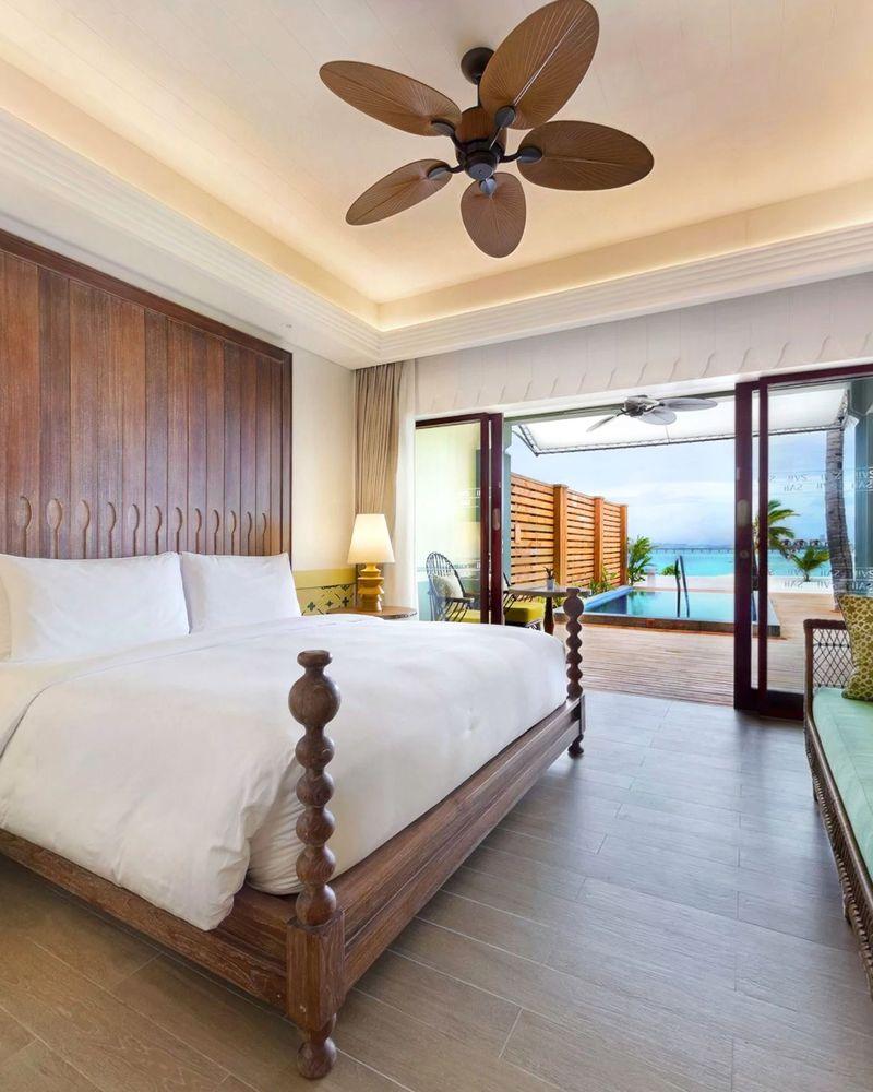 Beach Room with Pool