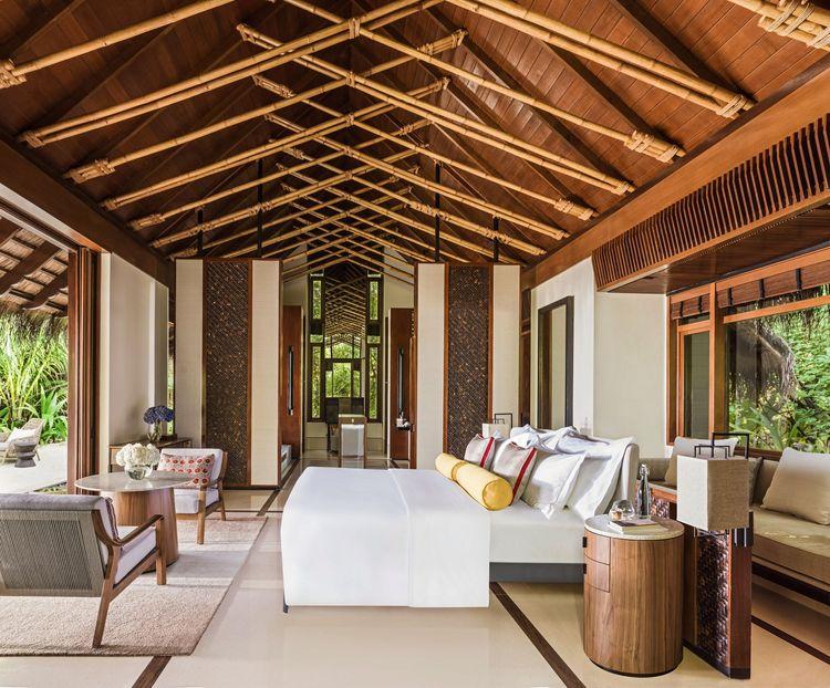 5 Star Luxury Holiday | One&Only Reethi Rah | Beach Villa | Breakfast and CIP Service with Luxury Speedboat Transfers