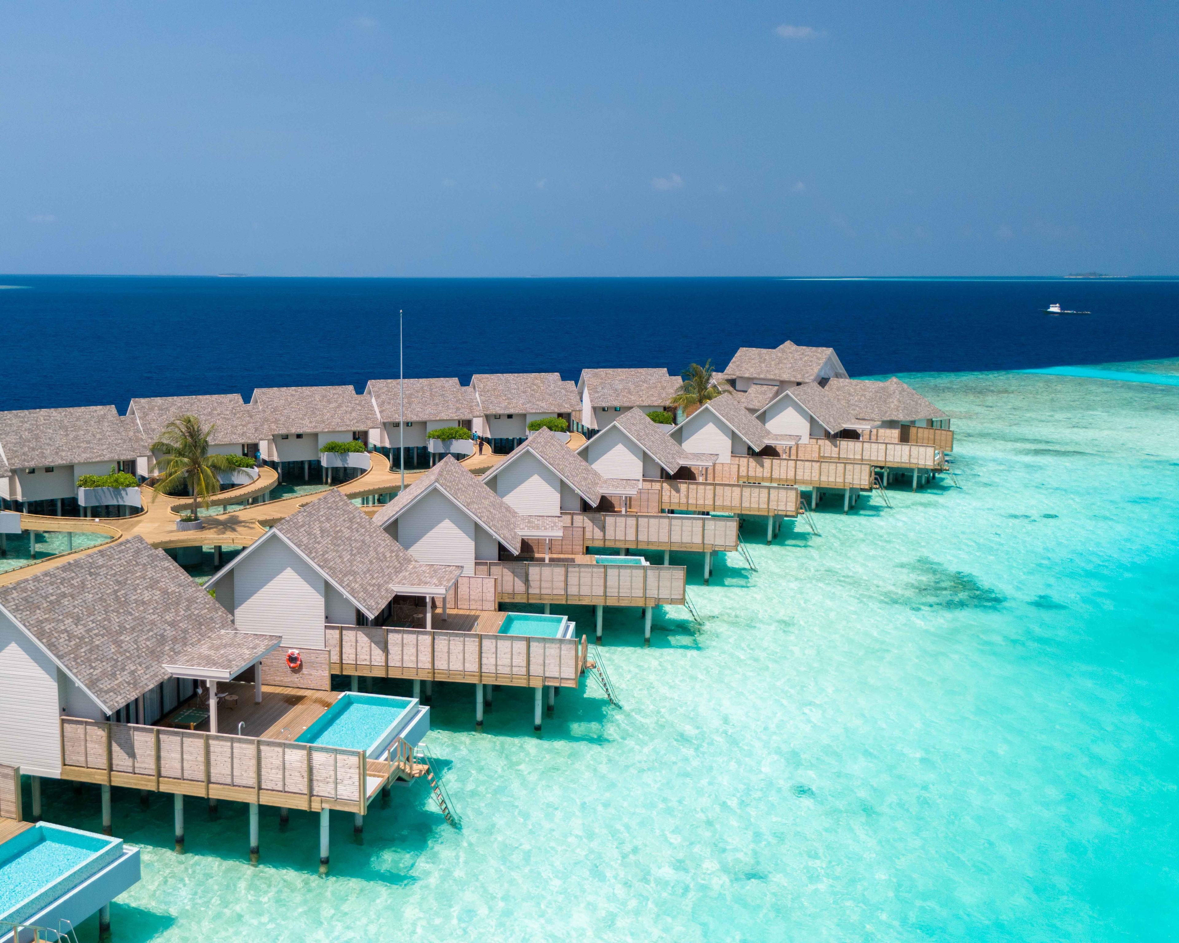 ananea Madivaru | Honeymoon Deal | 15% Off | FREE Half Board