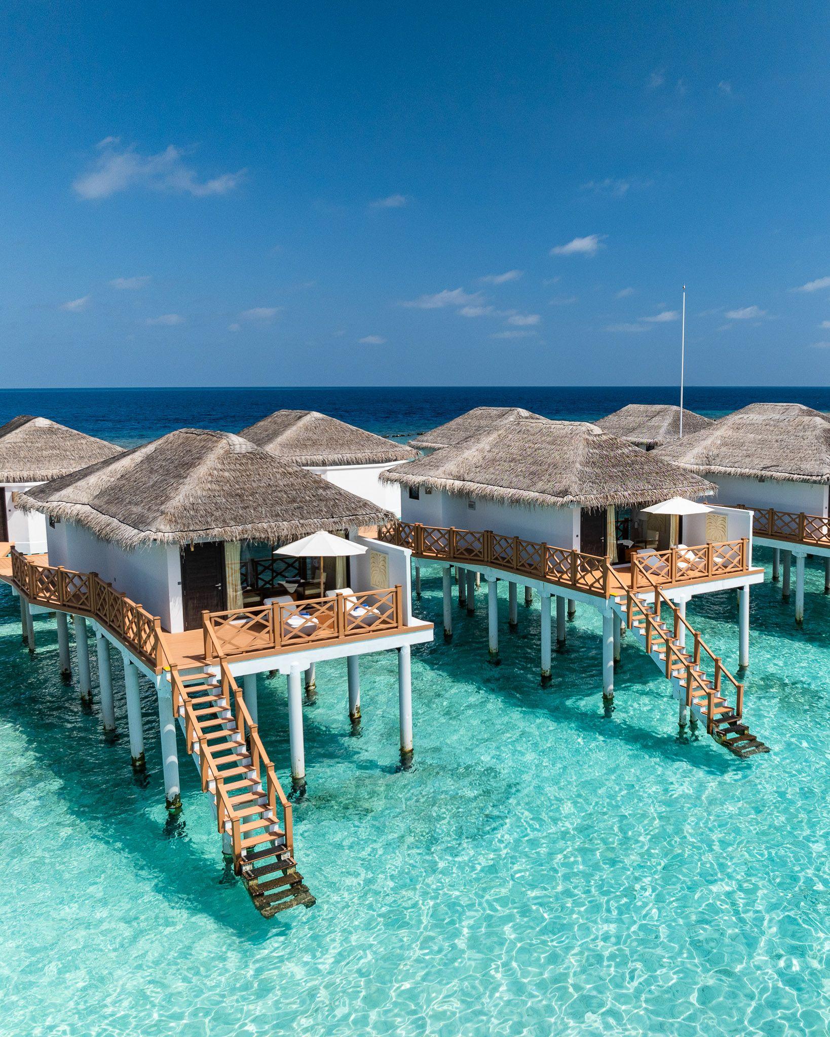 Angaga Island Resort & Spa