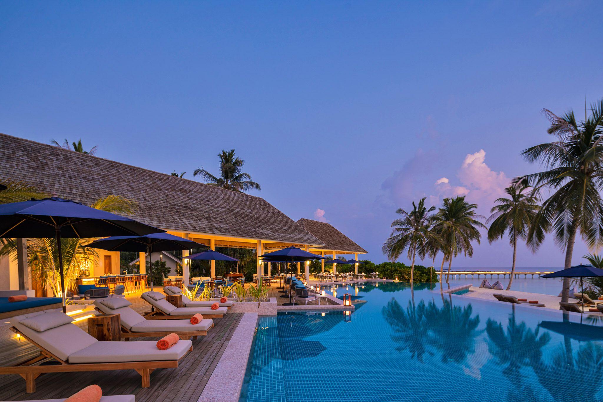 Emerald Faarufushi Resort & Spa