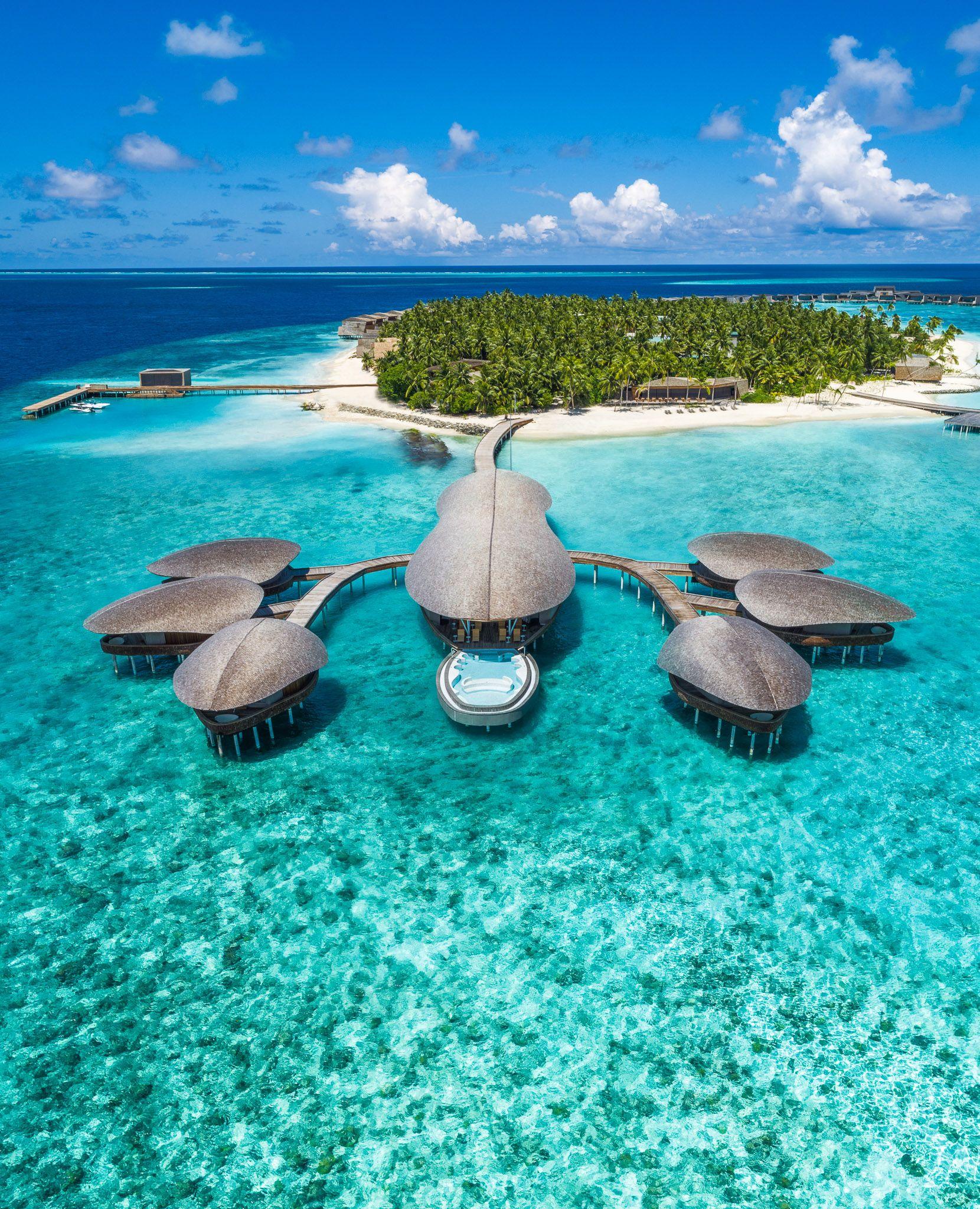 The St. Regis Maldives Vommuli Resort