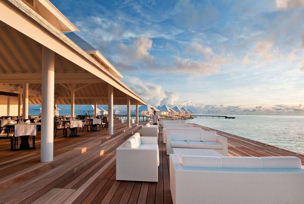 Aqua Over Water Bar