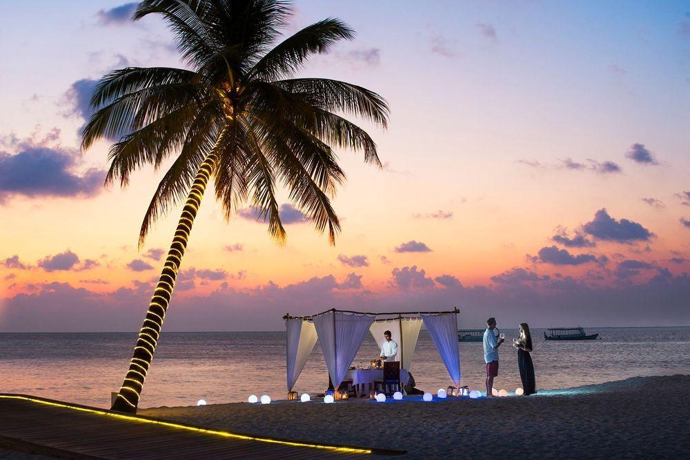Weddings & Honeymoons