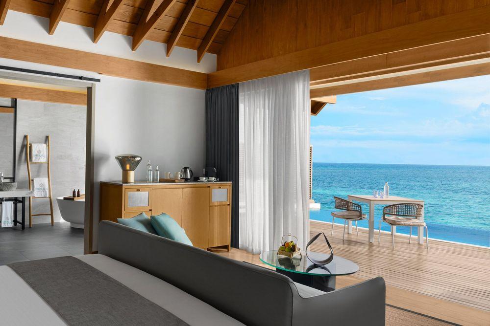 Emerald Faarufushi Resort & Spa