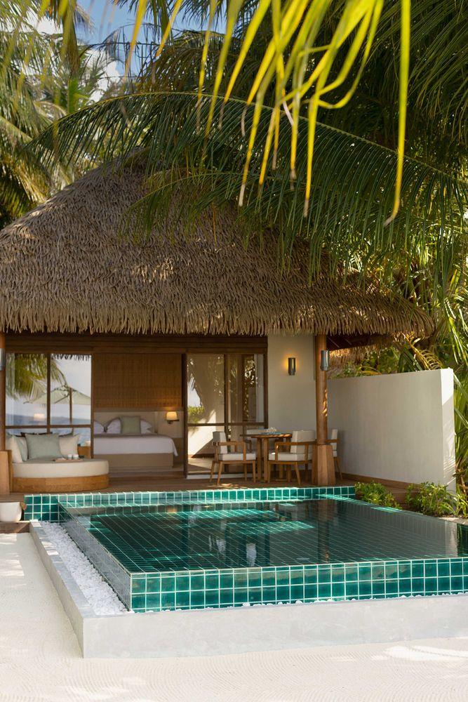Deluxe Beach Bungalow With Pool