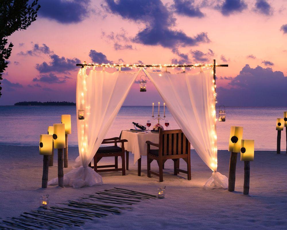 Destination Dining
