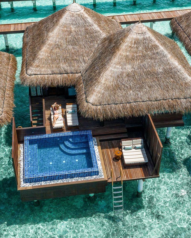 Deluxe Lagoon Villa with Pool