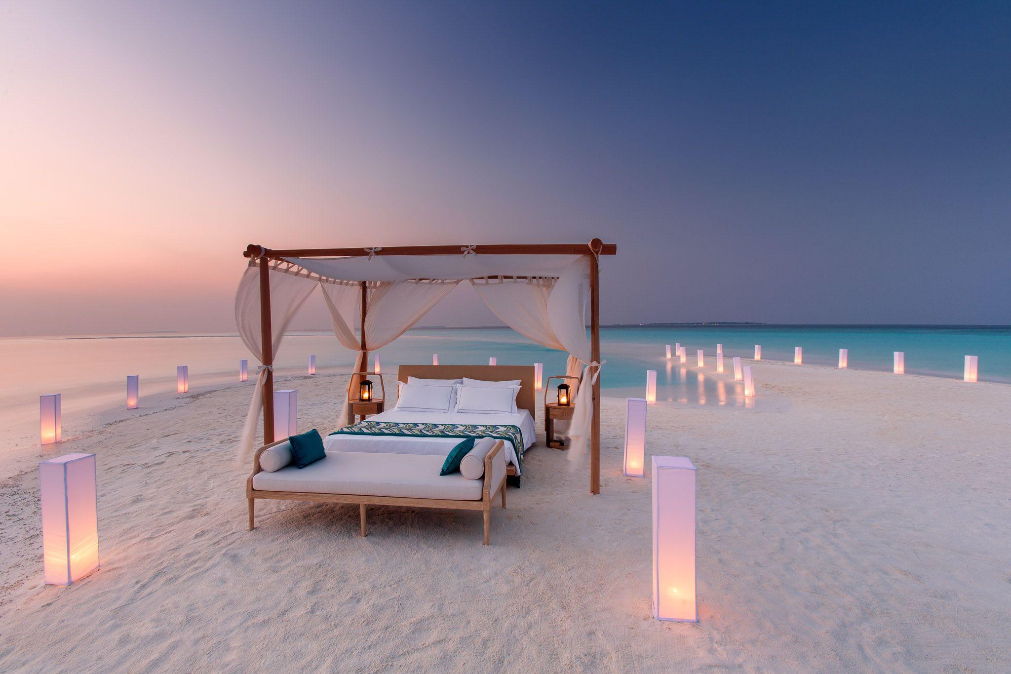 Milaidhoo Island Maldives - Activities - Sleeping under the Stars.jpg