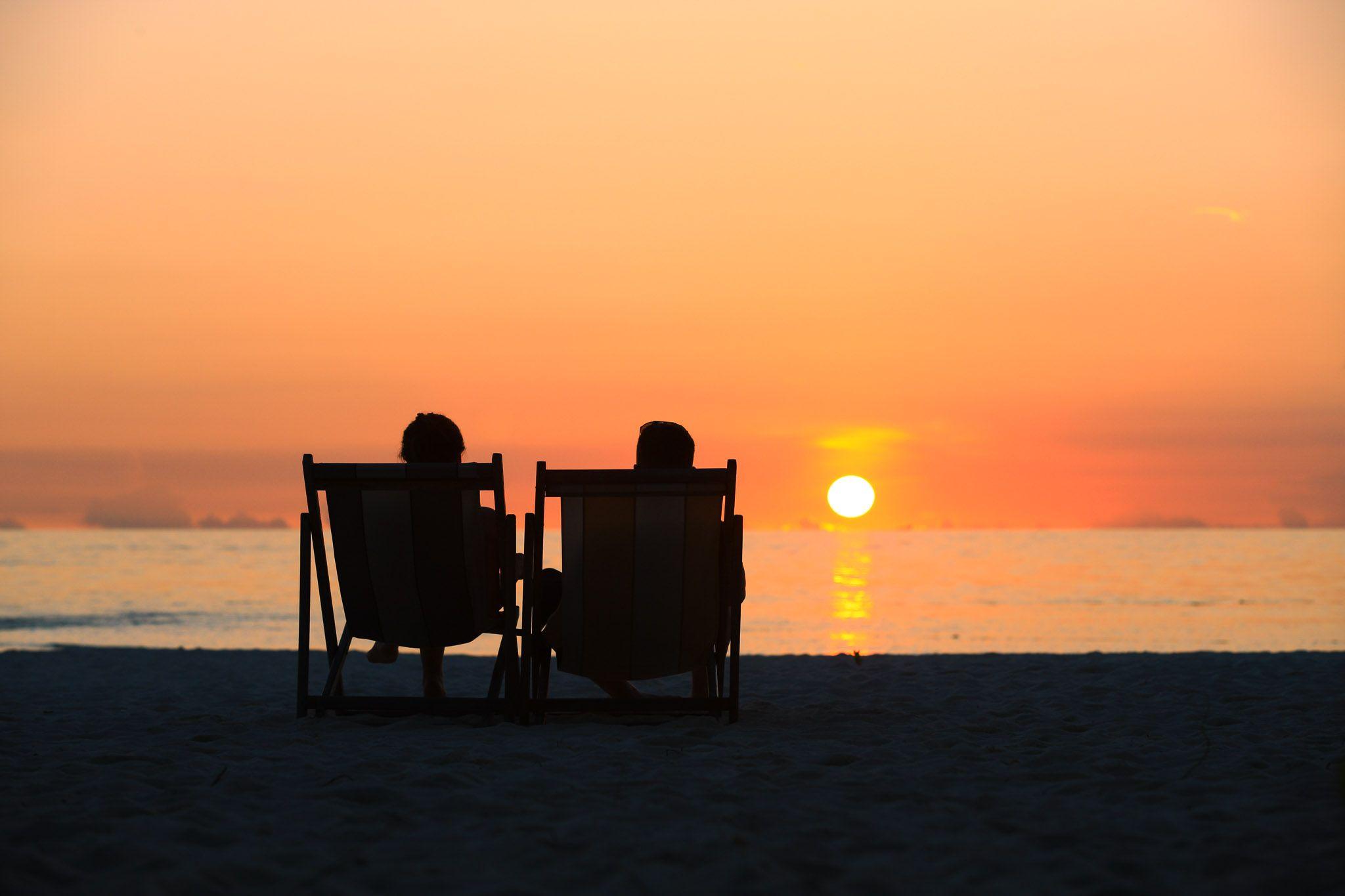 Reethi Beach Resort Maldives - Activities - Golden Hour - Sunset Watching - Beach Chair - Couple.jpg