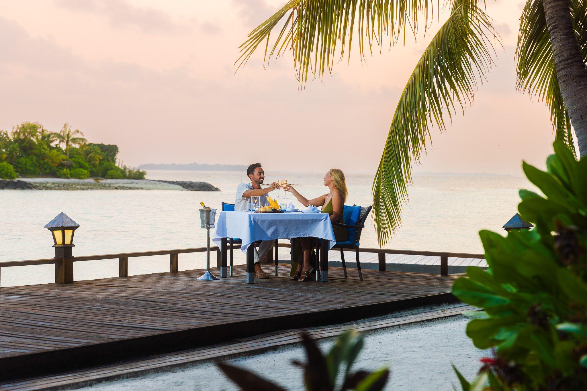 Sheraton Maldives Full Moon Resort & Spa - F&B - Destination Dining - Private Dinner - Couple.jpg