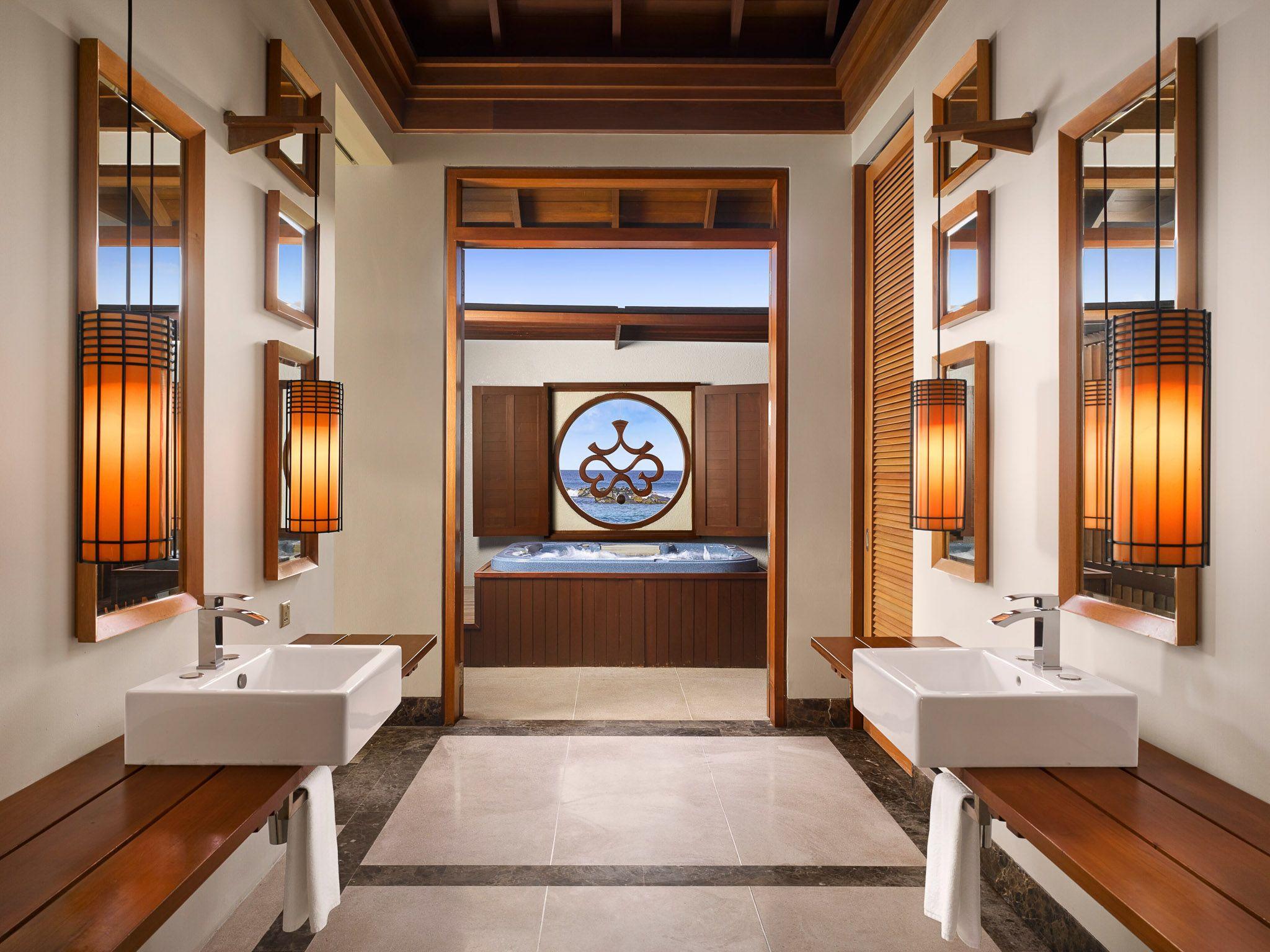 Villa Nautica - Accommodation - Villas - One Bedroom Ocean Suite with Pool - Vanity.jpg