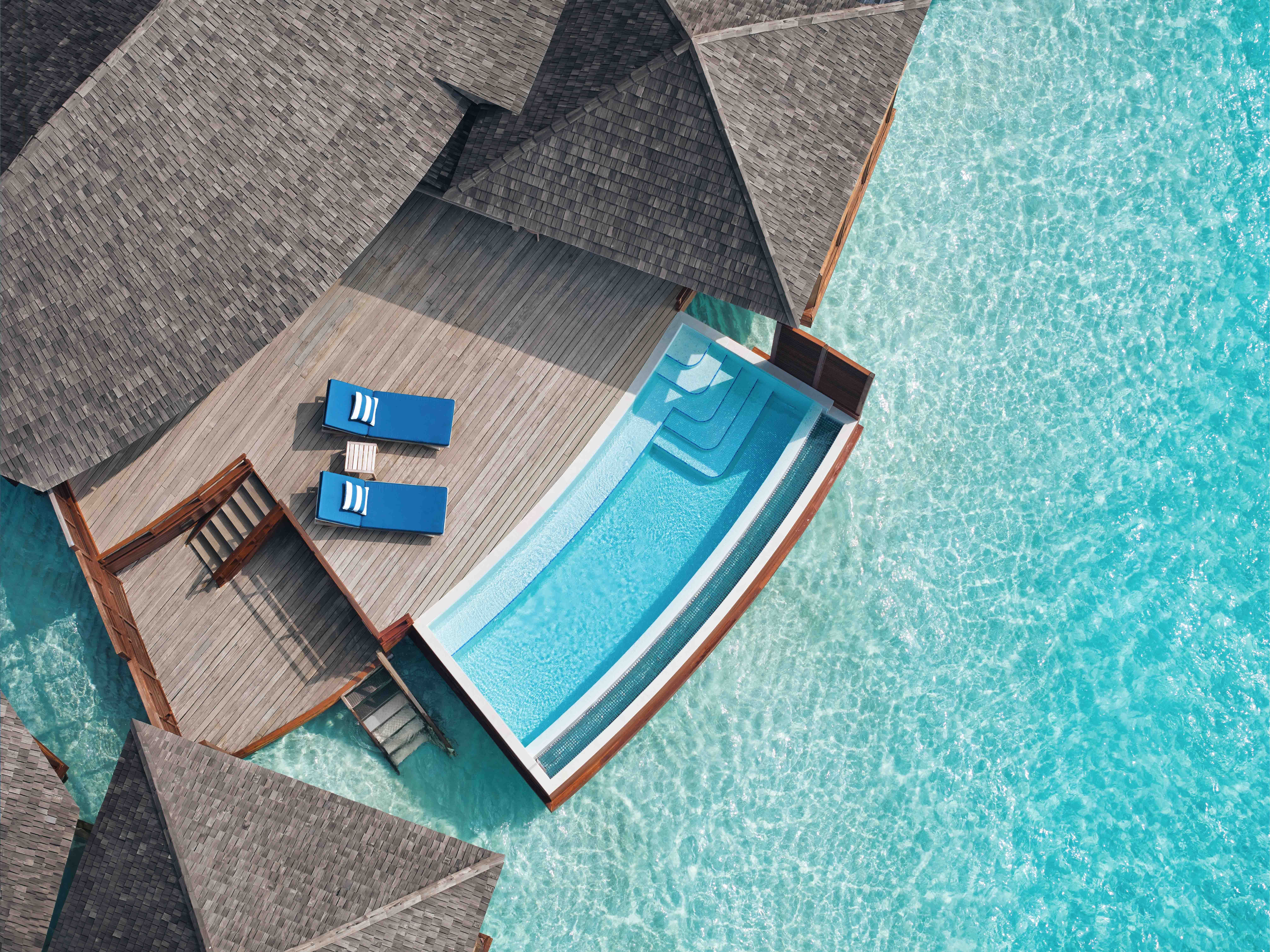 The Complete Maldives Travel Guide